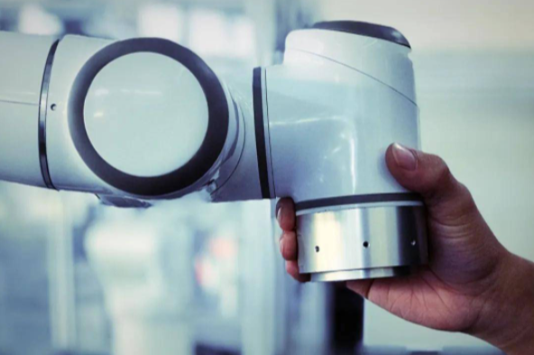 机器人.png 机器人.png